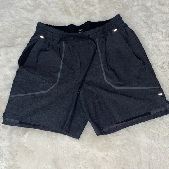 Lululemon Men’s Running Shorts - Picture 1 of 7